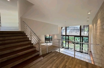 4-Bedroom Villa