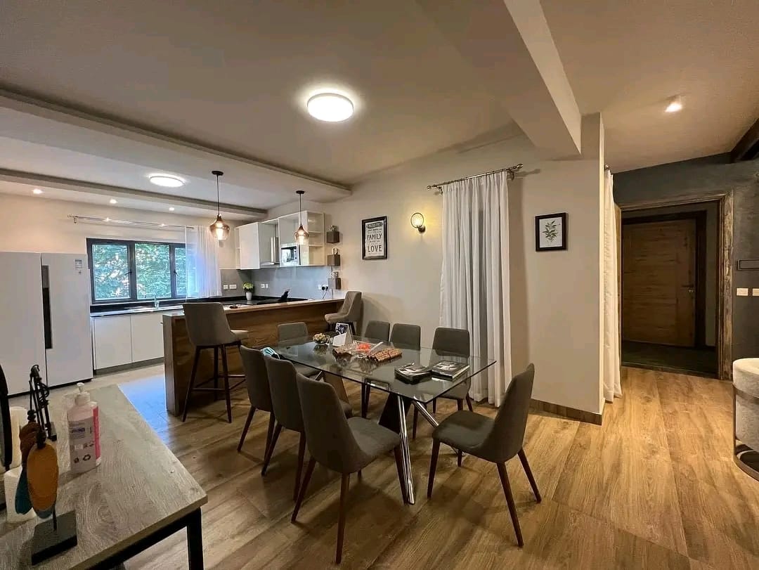 3-Bedroom+DSQ Apartment