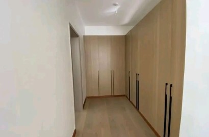5-bedroom Townhouse+DSQ