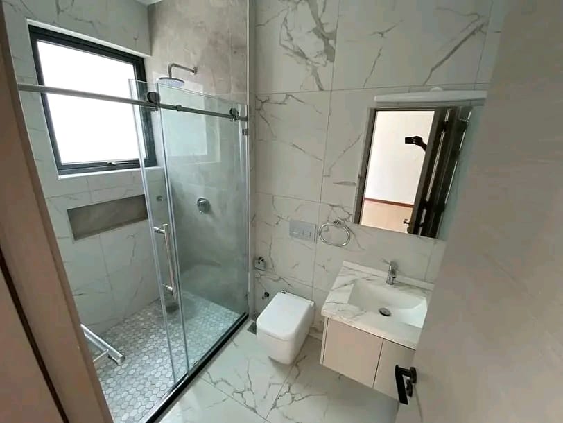 5-bedroom Townhouse+DSQ