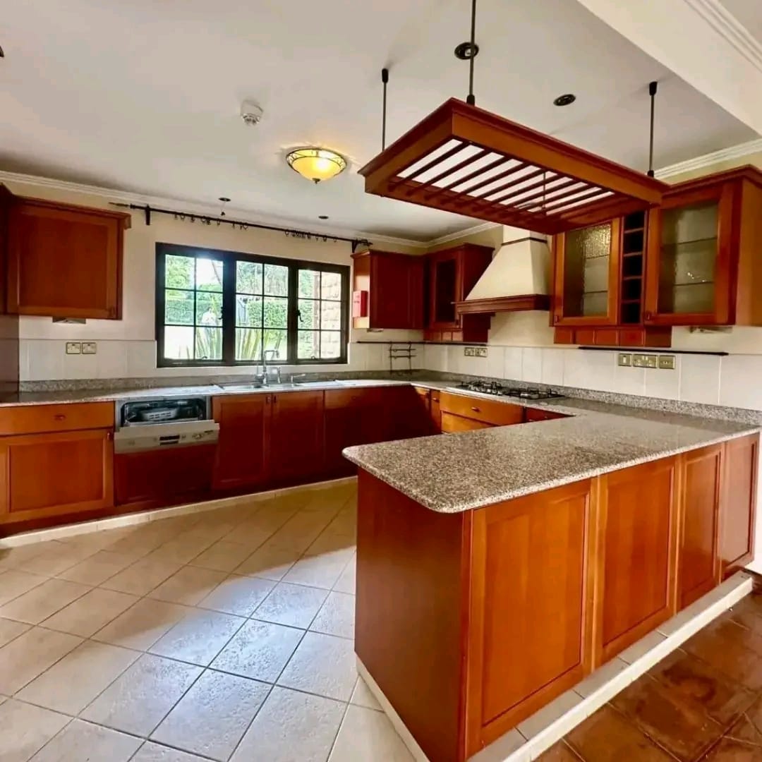 4-bedroom+DSQ Maisonnette