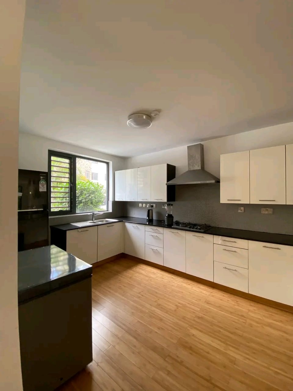 4-Bedroom+DSQ