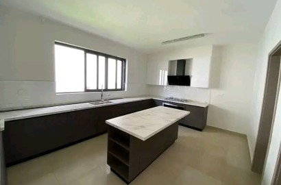 5-bedroom Townhouse+DSQ