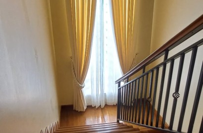 Exquisite 4-bedroom townhouse with SQ