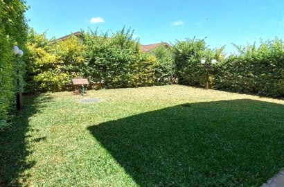 Exquisite 4-bedroom townhouse with SQ