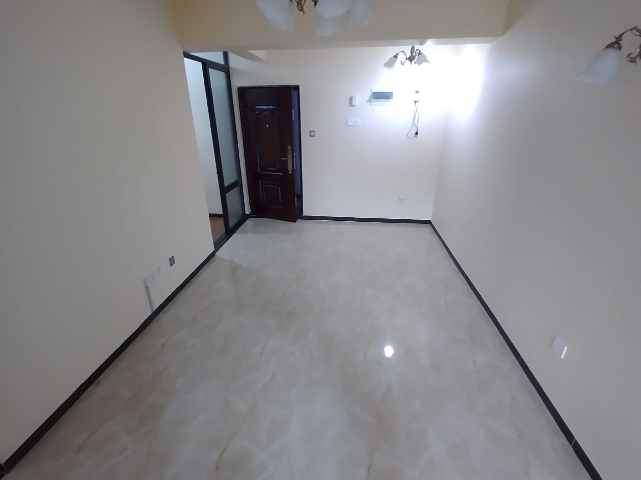 1-bedroom apartment with DSQ in Kilimani.