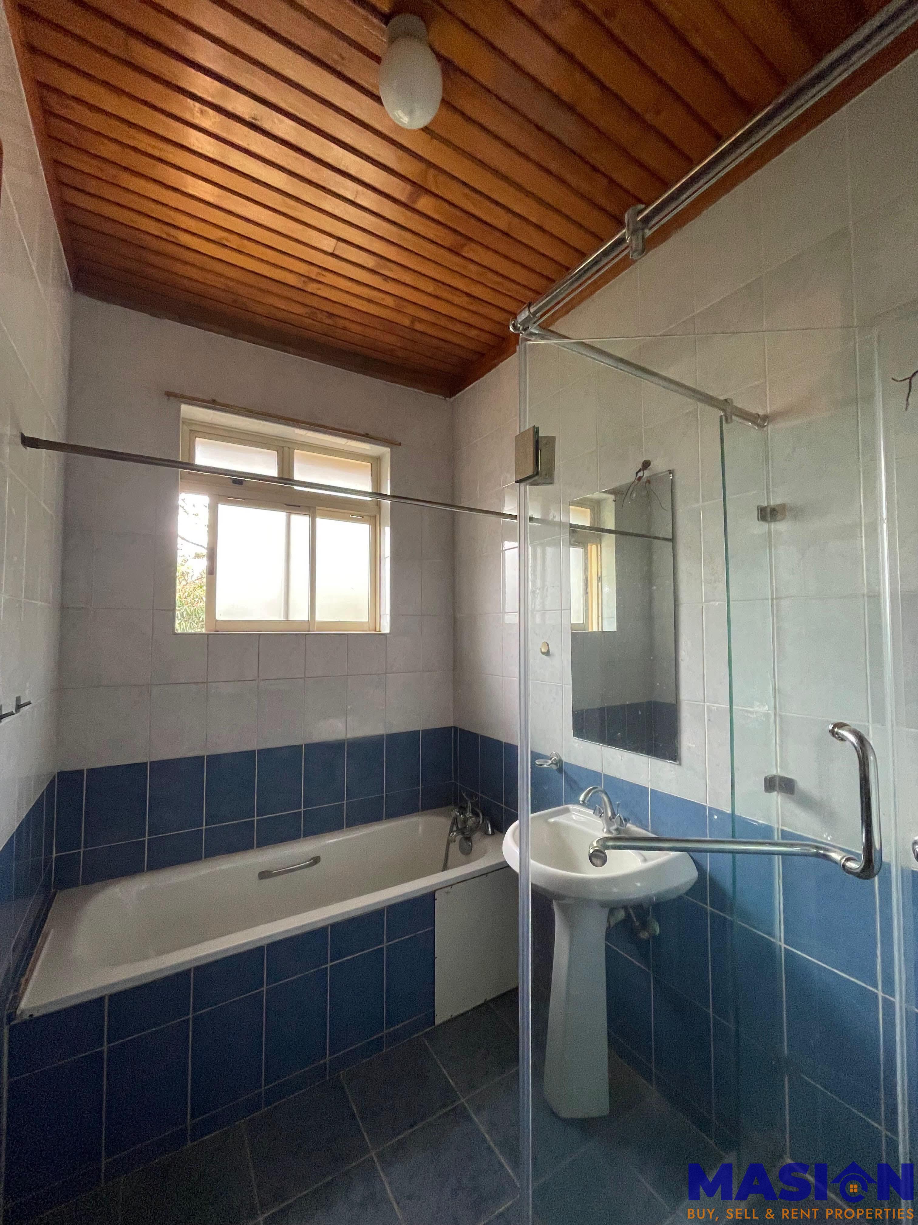 3-BEDROOM ALL-ENSUITE APARTMENT FOR RENT