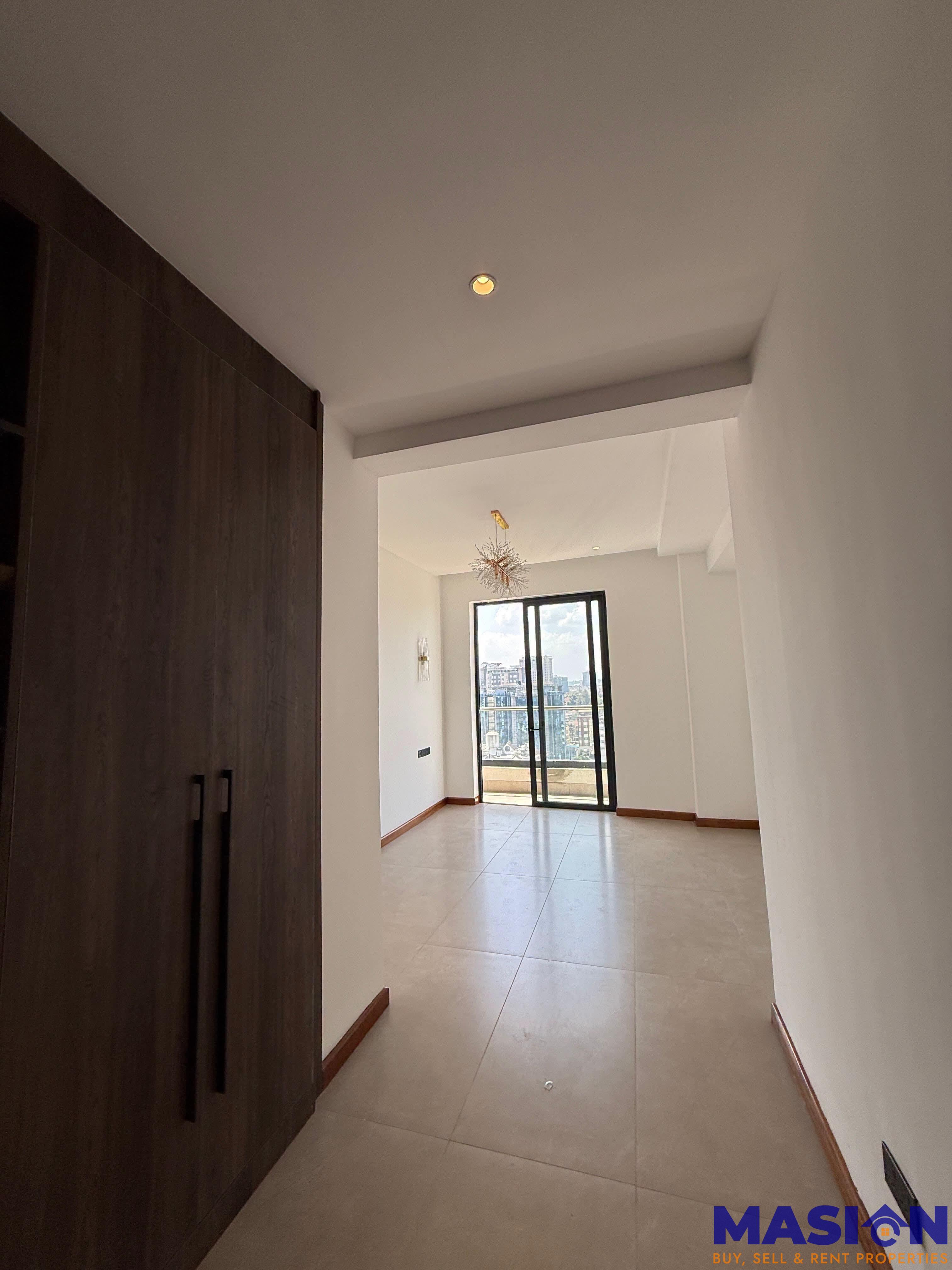 EXECUTIVE 3 & 4-BEDROOM APARTMENTS + DSQ