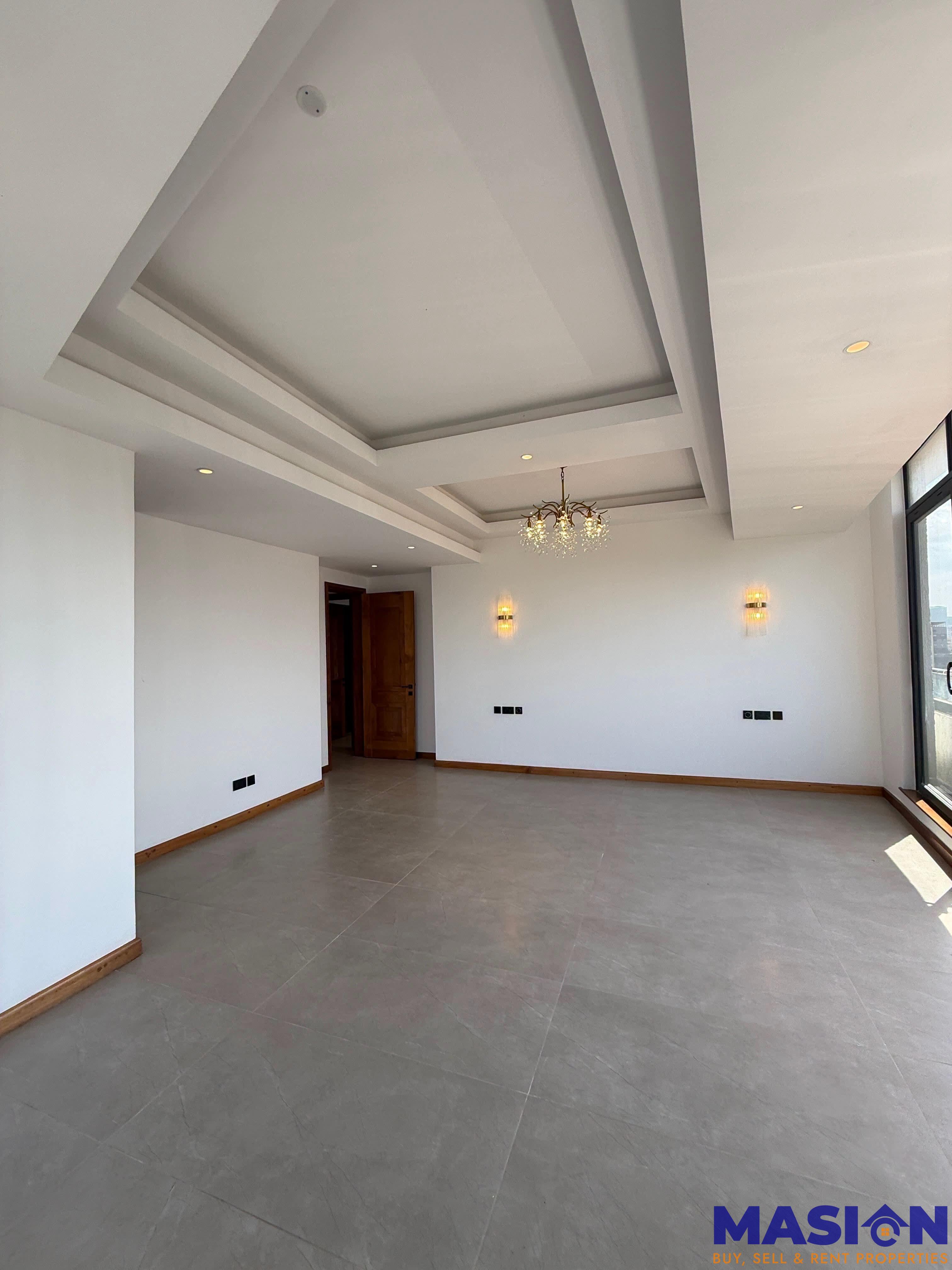 EXECUTIVE 3 & 4-BEDROOM APARTMENTS + DSQ