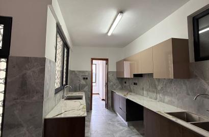 EXECUTIVE 3 & 4-BEDROOM APARTMENTS + DSQ
