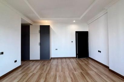 NEWLY BUILT 3-BEDROOM APARTMENT + SQ