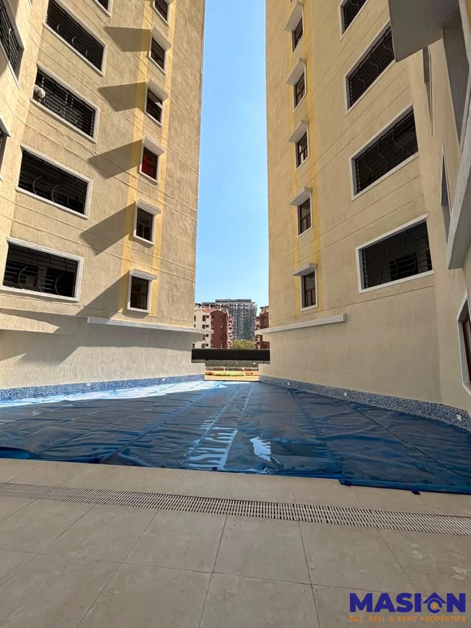 NEWLY BUILT 3-BEDROOM APARTMENT + SQ