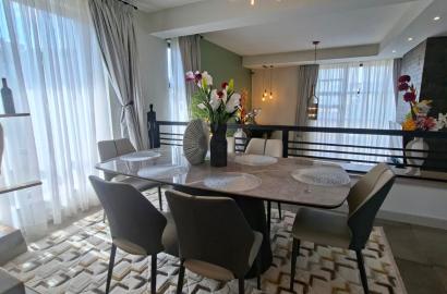 ELEGANT 4 -BEDROOM TOWNHOUSE - TILISI LIMURU.