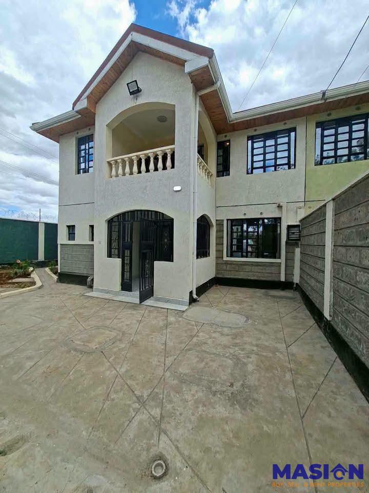 4 - BEDROOM MANSION