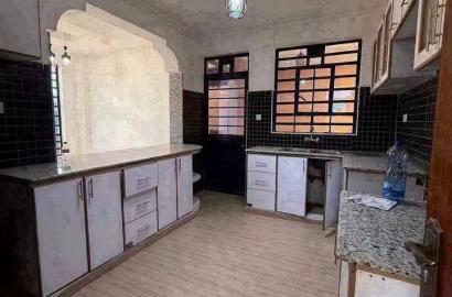 4 bedroom mansion - Ruiru