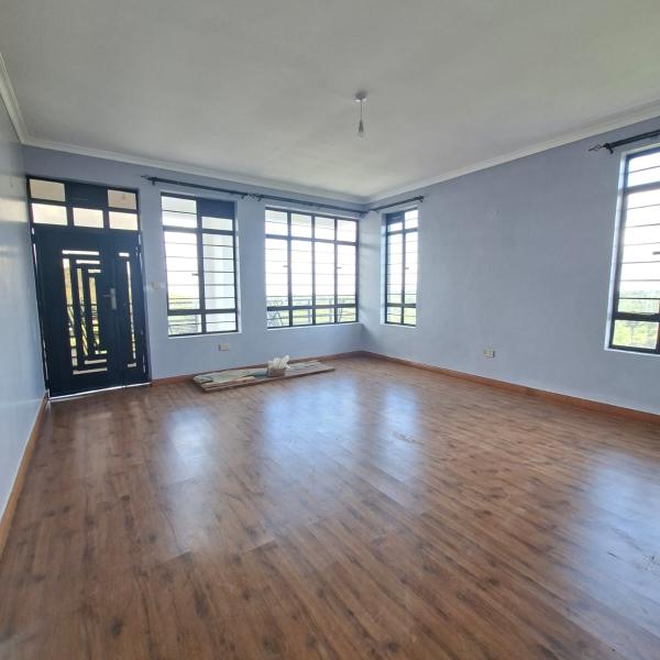 SPACIOUS 4 BEDROOM+ DSQ