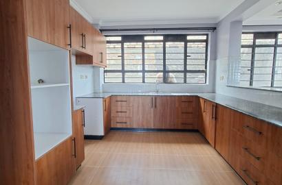 SPACIOUS 4 BEDROOM+ DSQ