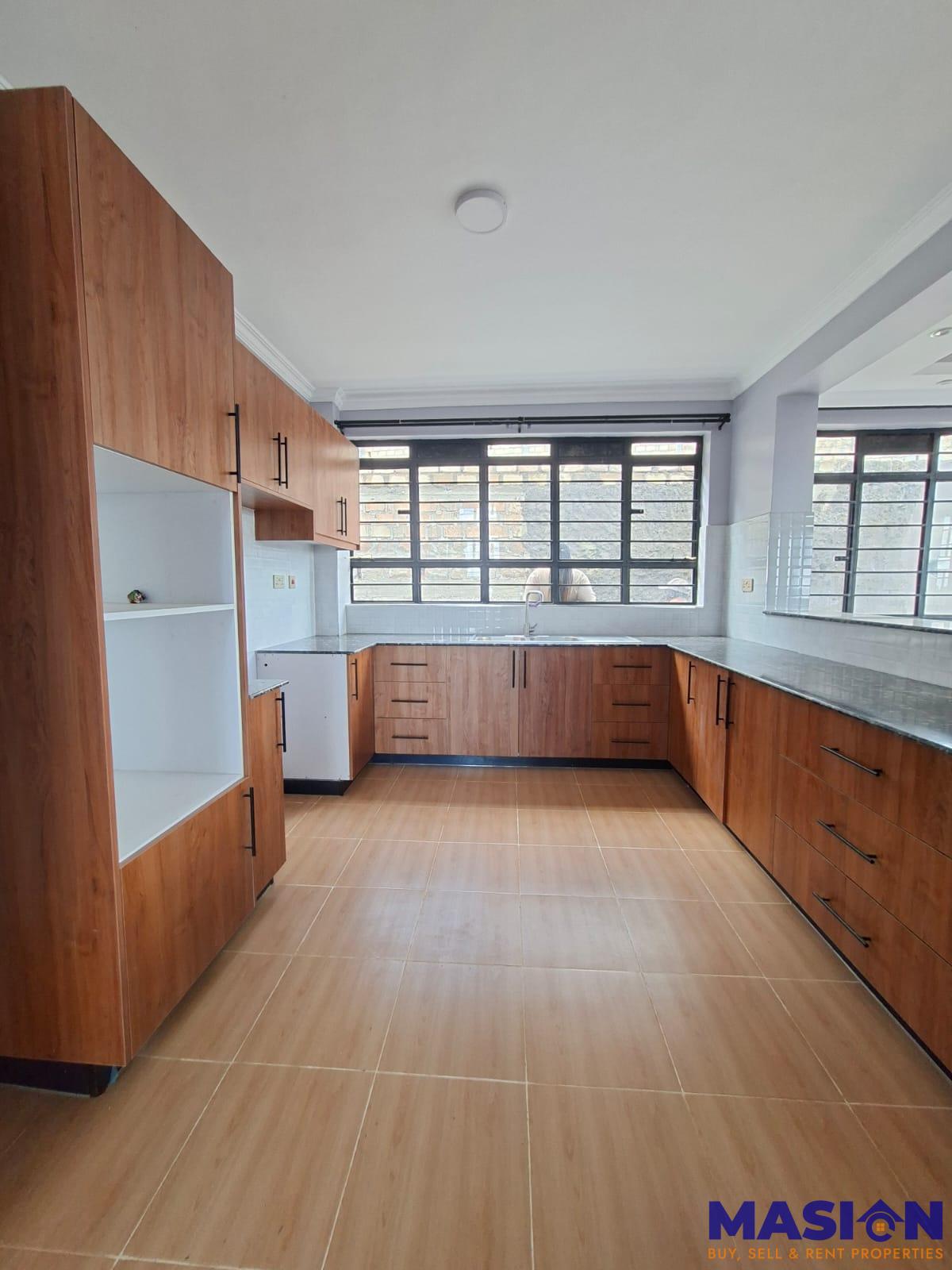 SPACIOUS 4 BEDROOM+ DSQ