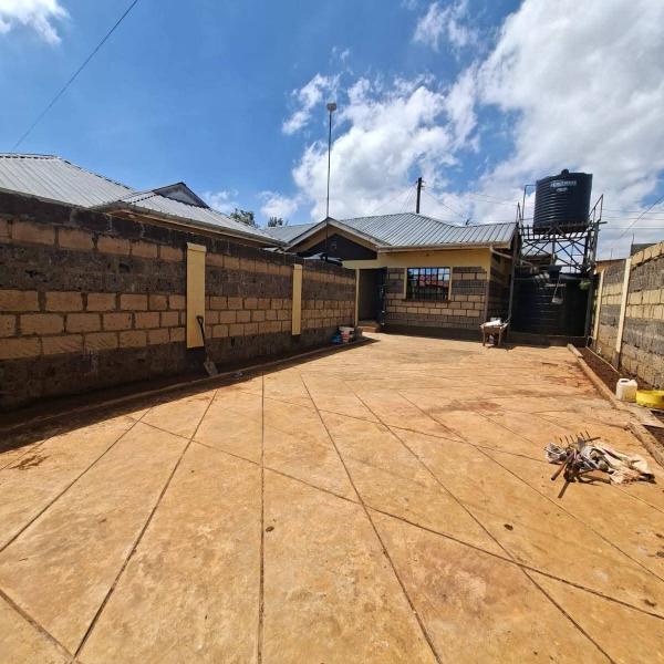 3 BEDROOM BUNGALOW