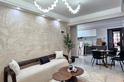 3 Bedroom and DSQ Apartments
