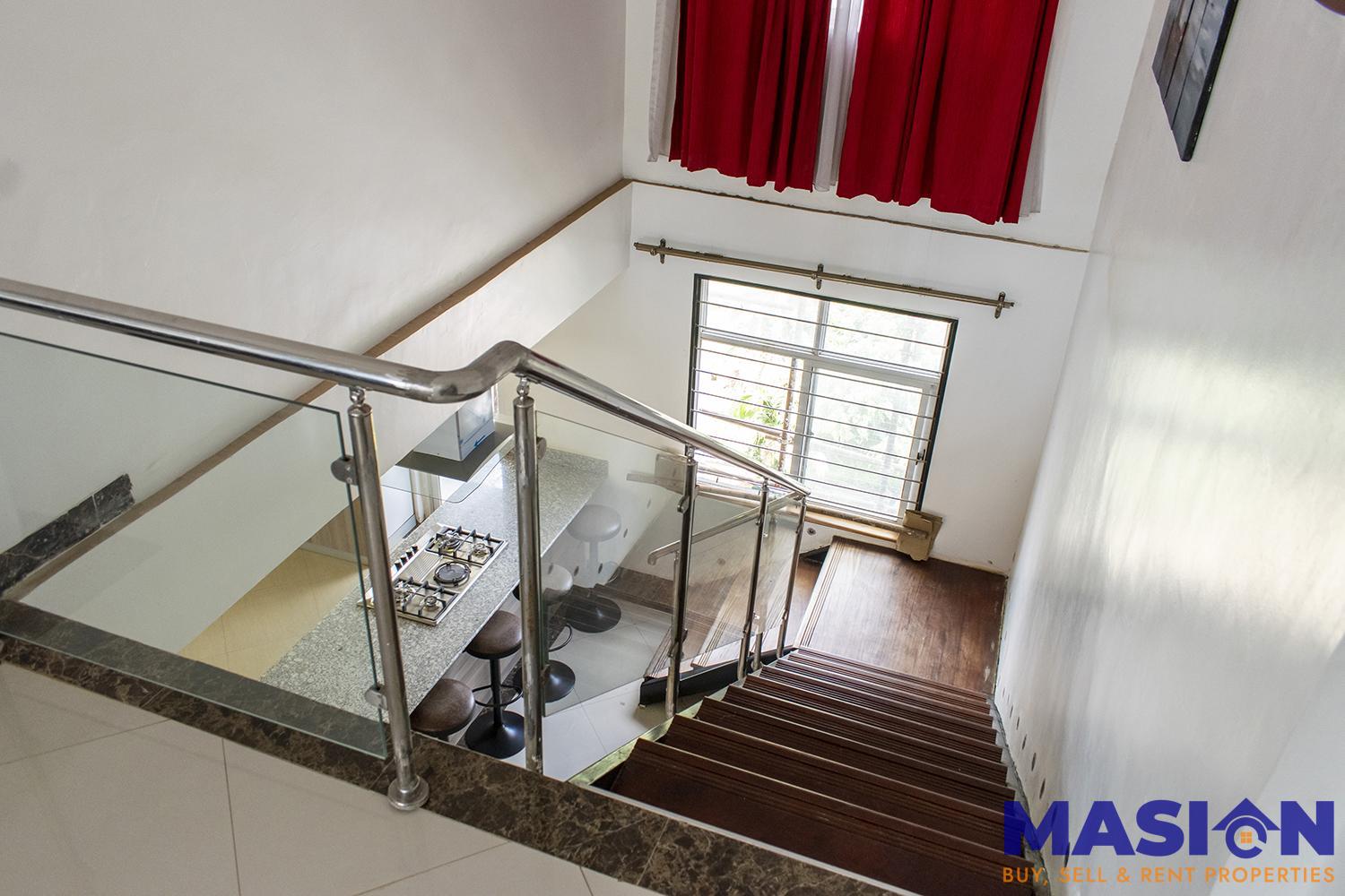 Luxury 3, 4 & 5 Bedroom Apartments