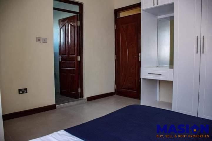 Elegant 4-Bedroom House with DSQ